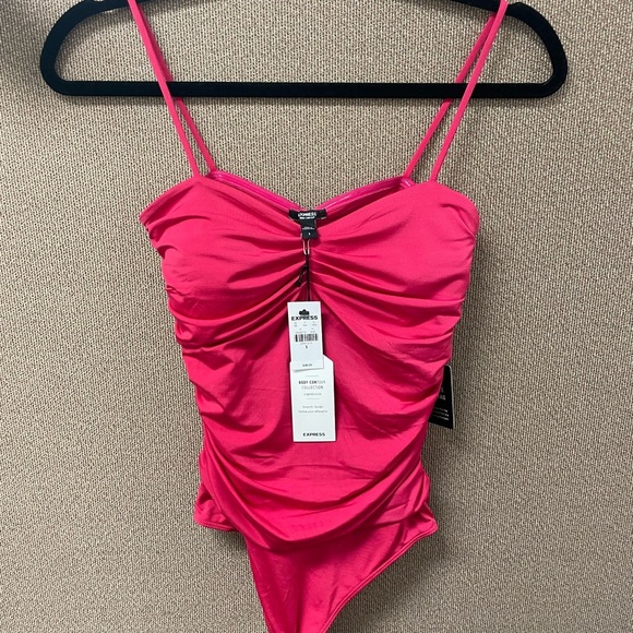 Express Pink Bodysuit with Sleek Design, with pad's🩷 - Picture 2 of 10